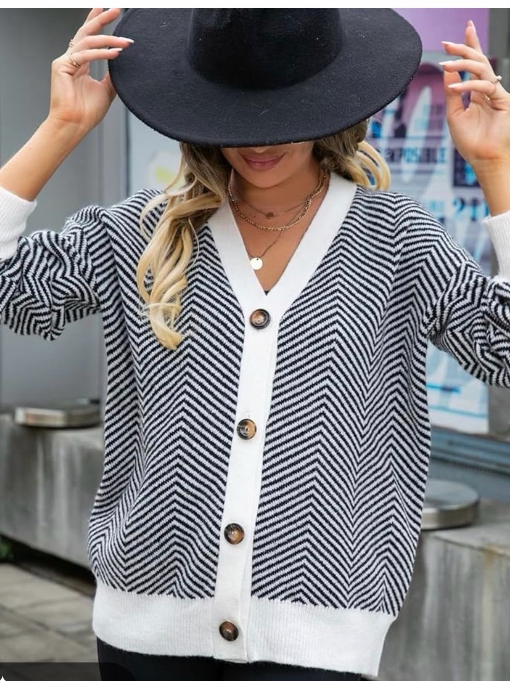 Commense Black & White Chevron V-Neck Button Down Cardigan
